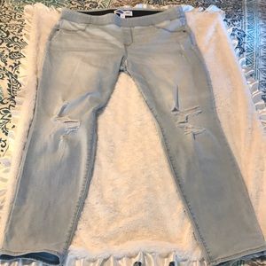 Distressed Rockstar Jeggings—size 18
